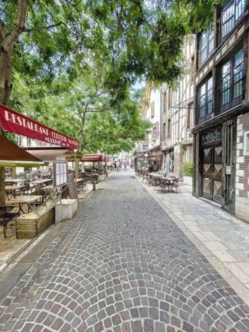 Appartement Au Coeur De Troyes Exteriör bild