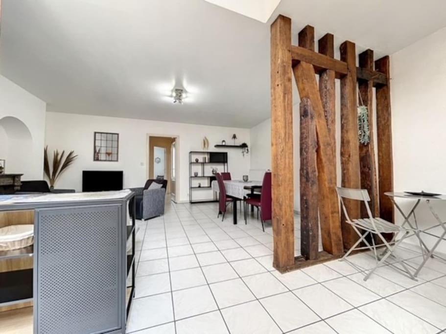 Appartement Au Coeur De Troyes Exteriör bild
