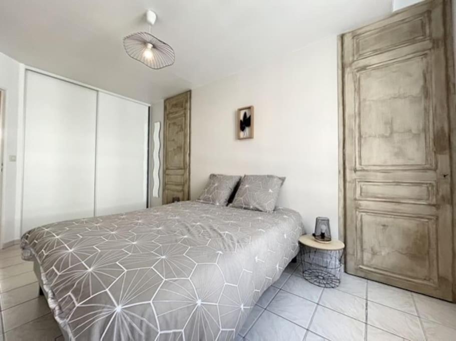 Appartement Au Coeur De Troyes Exteriör bild