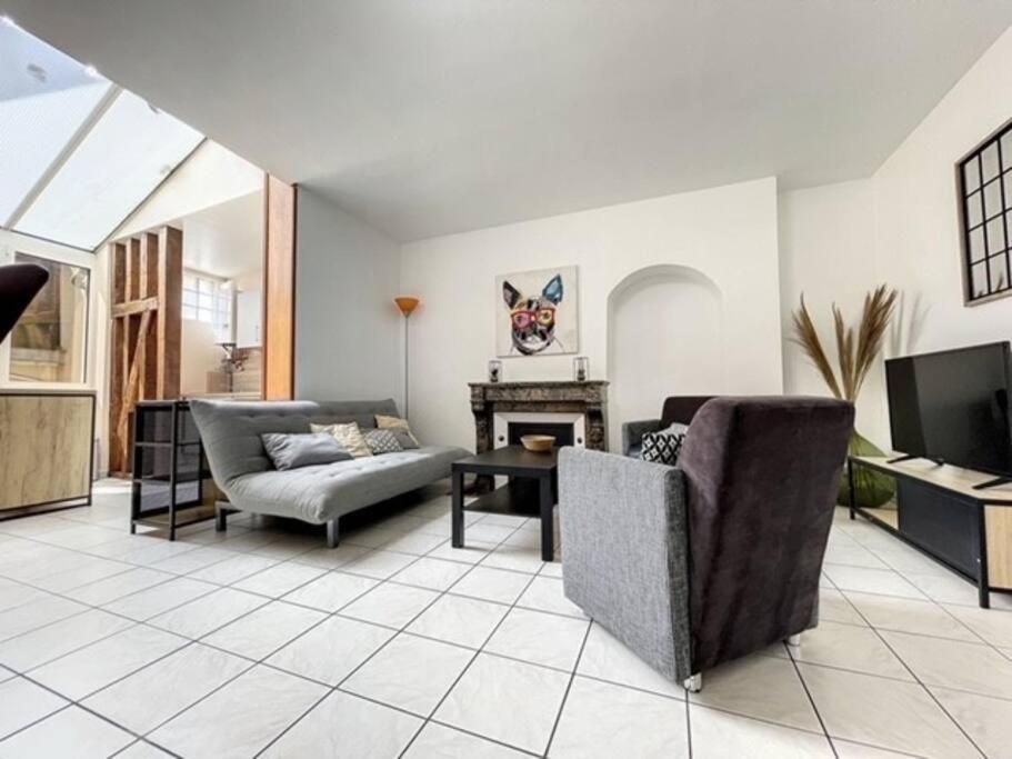 Appartement Au Coeur De Troyes Exteriör bild