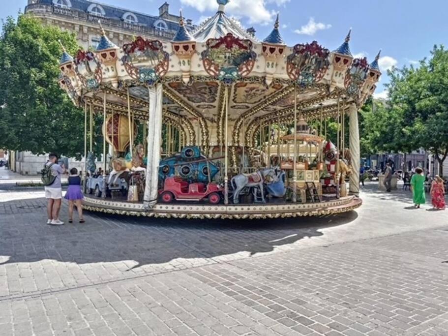 Appartement Au Coeur De Troyes Exteriör bild