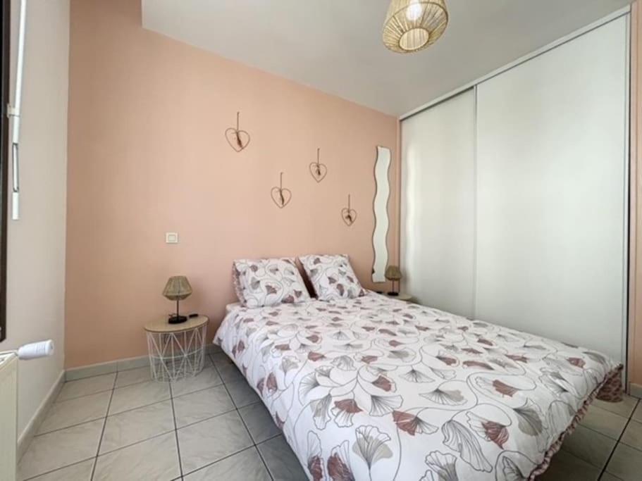 Appartement Au Coeur De Troyes Exteriör bild